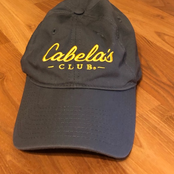 Cabelas club - Picture 1 of 2